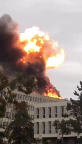 Explosión e incendio golpean Universidad de Lyon en Francia