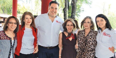Manuel Pozo comparte con mujeres