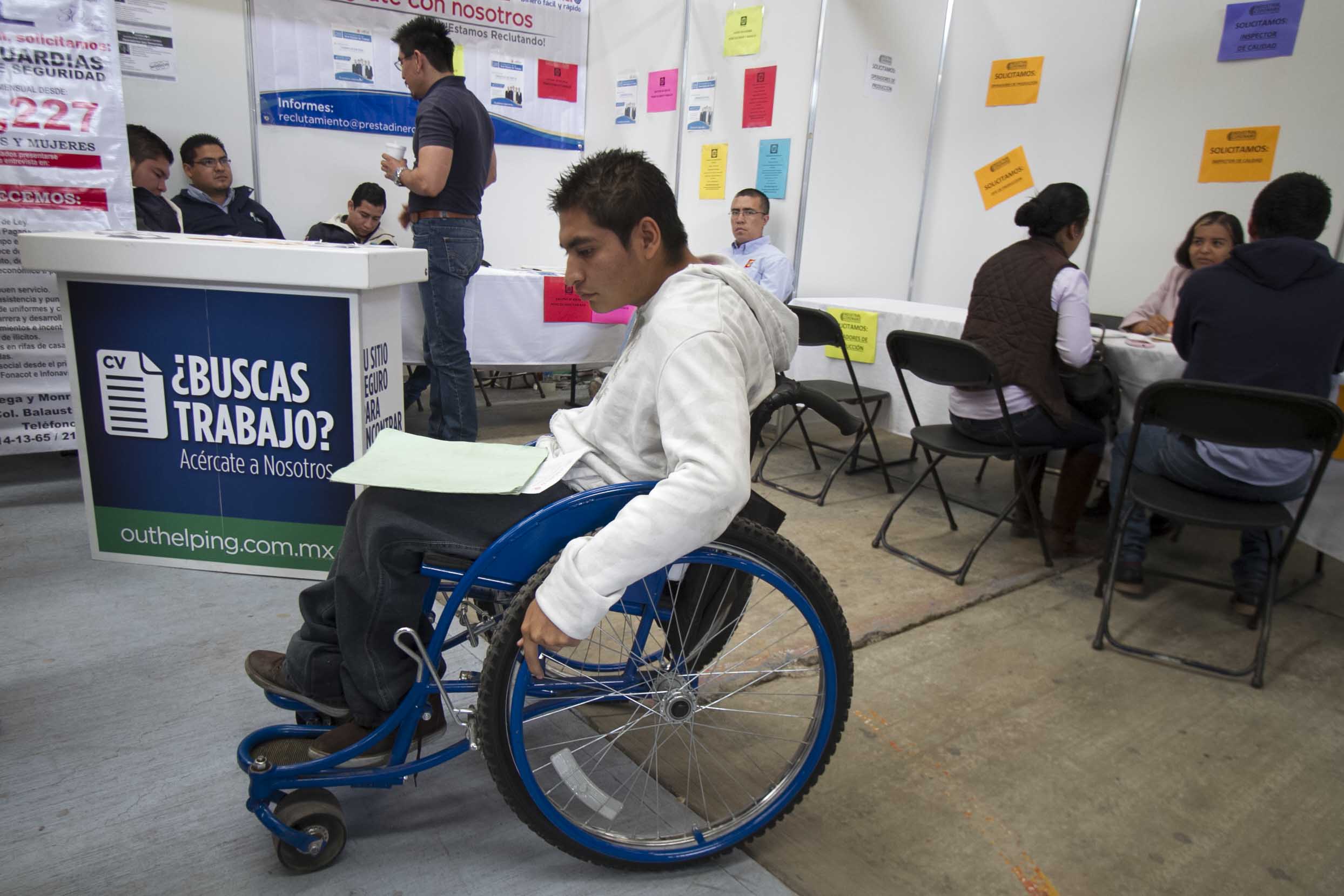 En 2019 se ofertaron mil 400 vacantes; 16% a discapacitados 