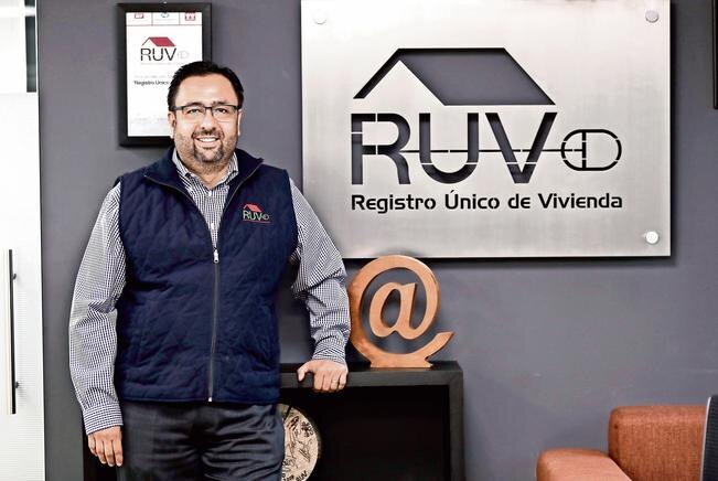 Luis Alvidrez, director general del RUV, afirma que la clave para identificar viviendas de interés es similar a la CURP (CRISTOPHER ROGEL BLANQUET. EL UNIVERSAL)