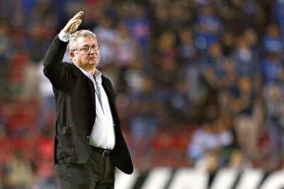 ‘Vuce’ “deshoja la margarita”