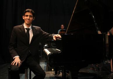 Eduardo de la Vega tocará con la Filarmónica