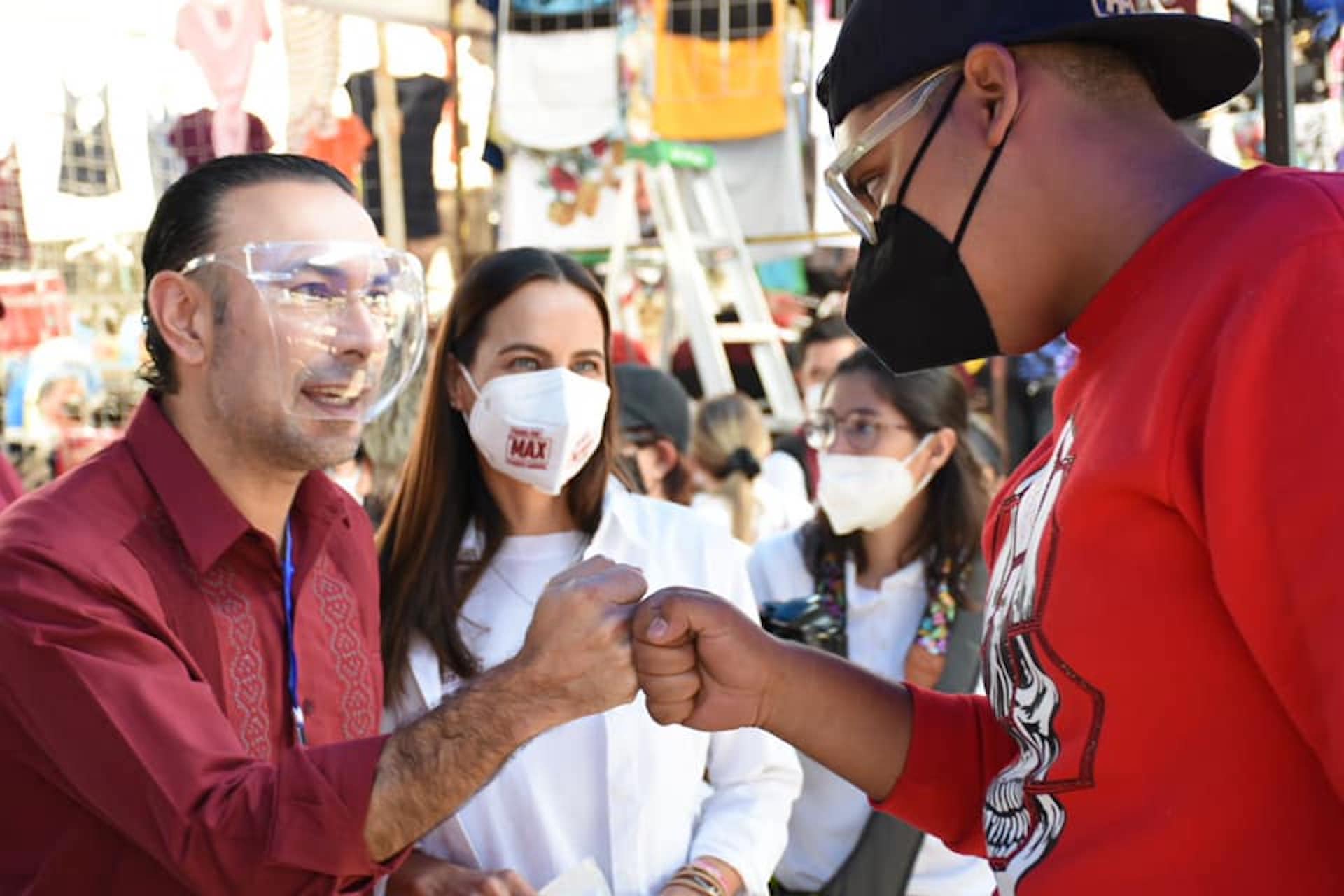 Morena promete clínica y servicios de salud de primer nivel