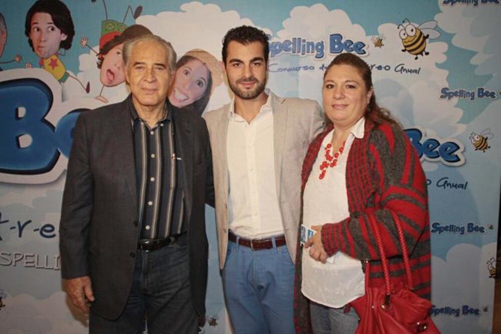 Rogelio Guerra, Carlo Guerra y Maribel Robles (CLASOS)