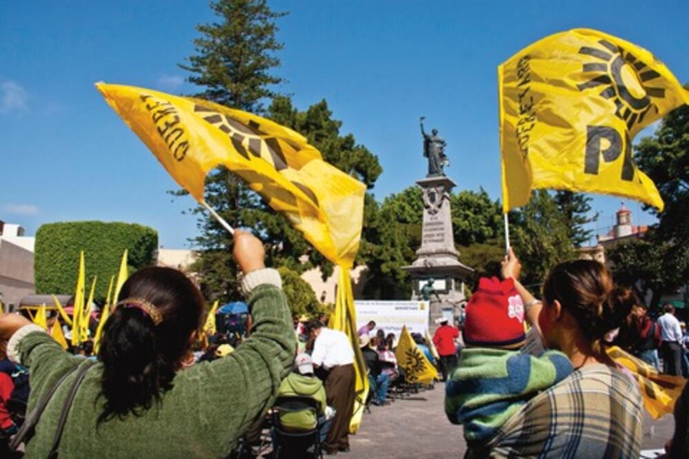 Va Ulises Gómez por dirigencia del PRD