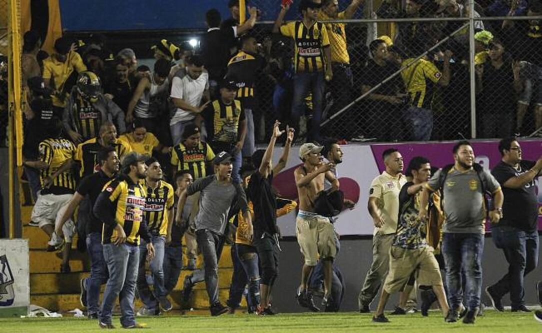 EFE. El candidato presidencial opositor Salvador Nasralla llamó a sus seguidores a protestar en las calles.
