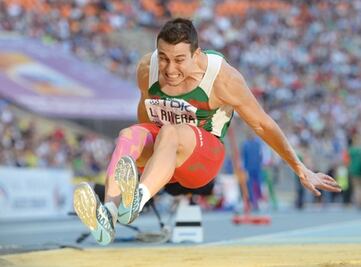 Al final le ‘roban’ la de oro a Rivera