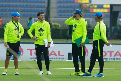 Cetro a costa de millones de dólares 