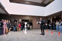 Acude Felifer Macías al Cierre del Primer Taller de Entrenamiento de Perros