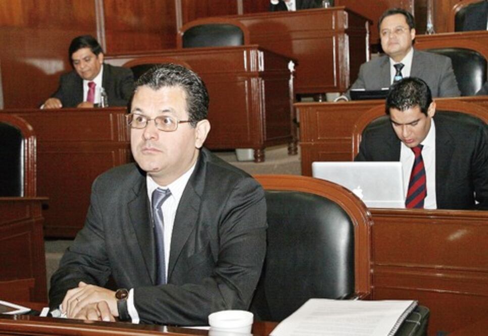 Panistas avalan lista de diputados “pluris”