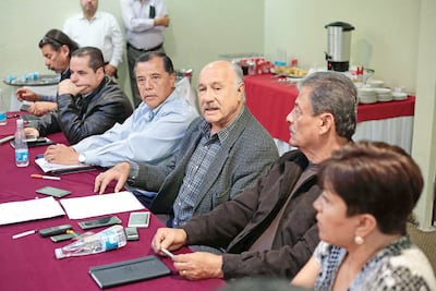 Amenaza la Contu al rector para que acepte a Saúl García  