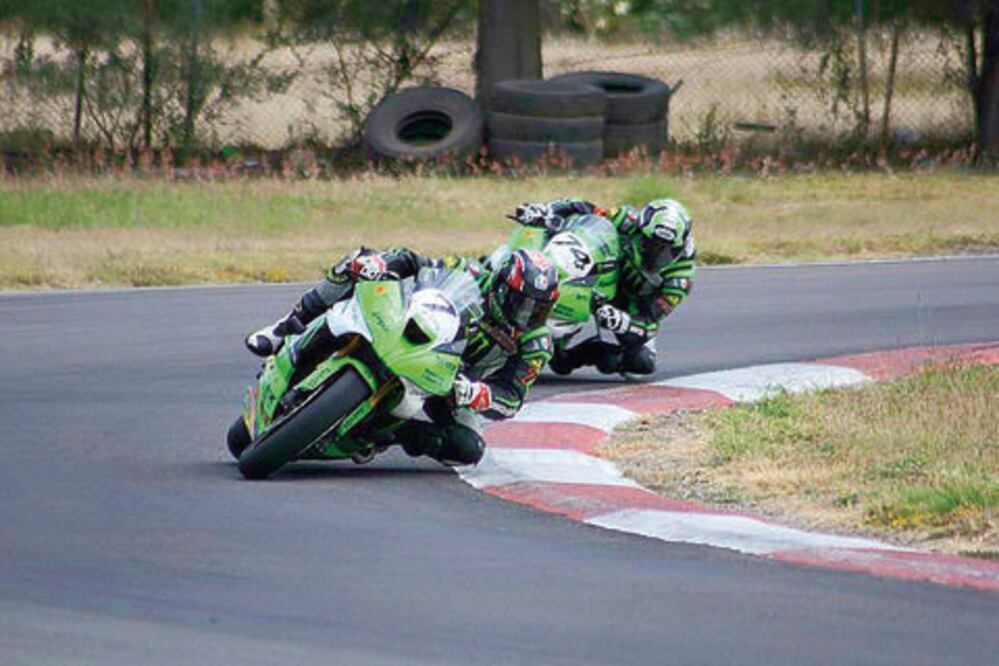 Falta apoyo a los jóvenes pilotos locales