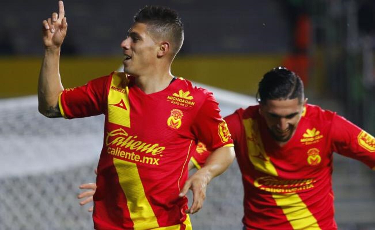 Morelia vence como local a Gallos