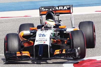 “Checo” repite la dosis en Bahréin