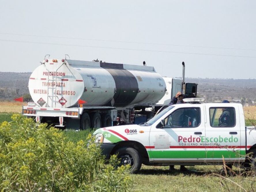 Aseguran pipa con diesel clandestino