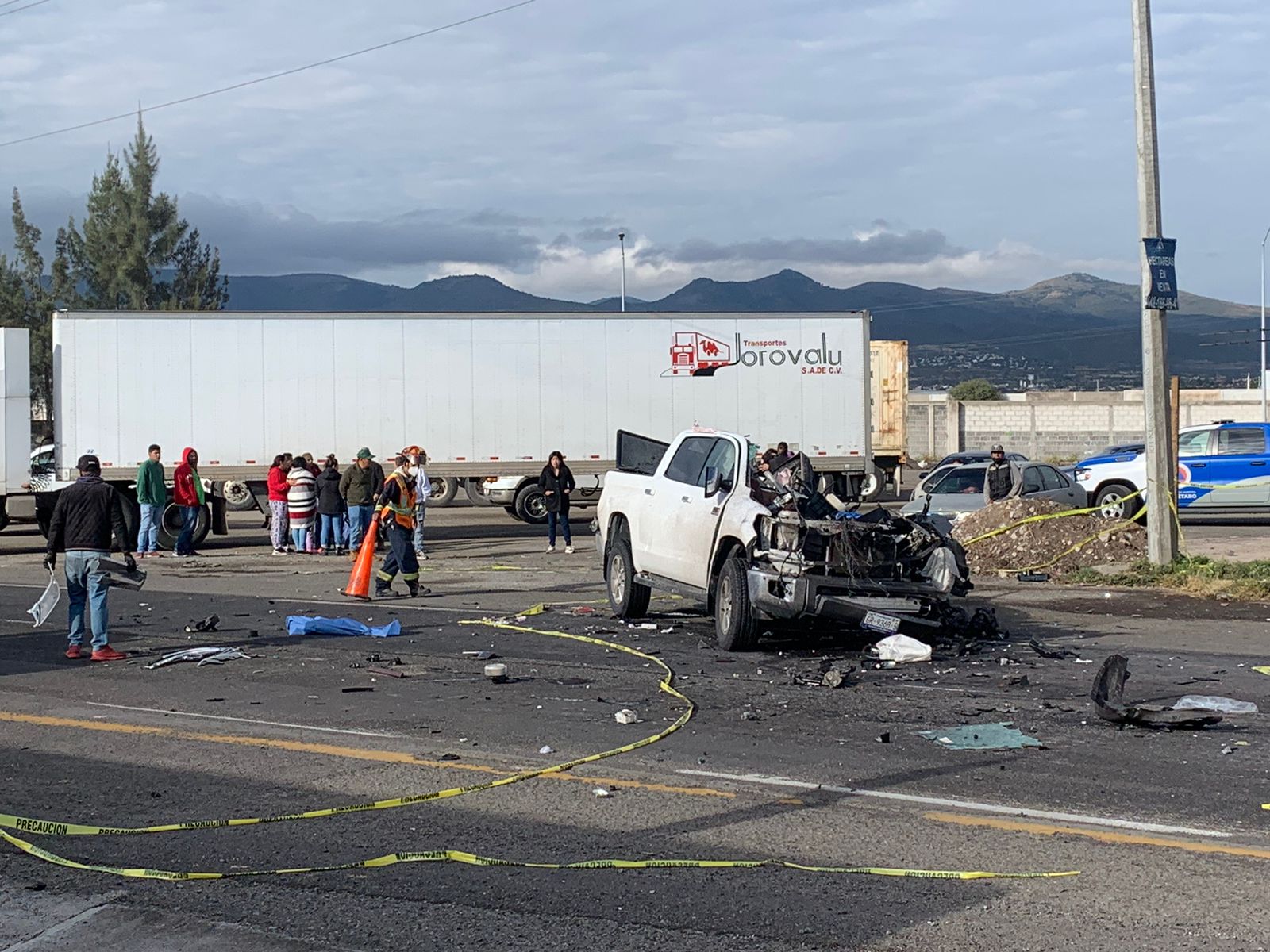 Tres personas mueren en la carretera Querétaro-San Luis Potosí