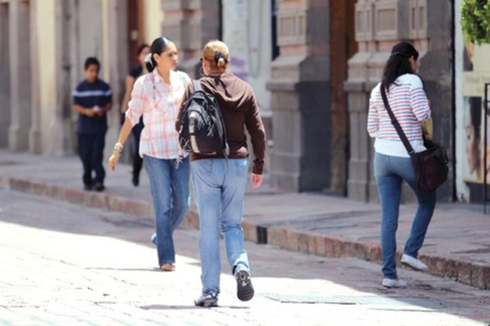 Reducen enfermedades en mujeres