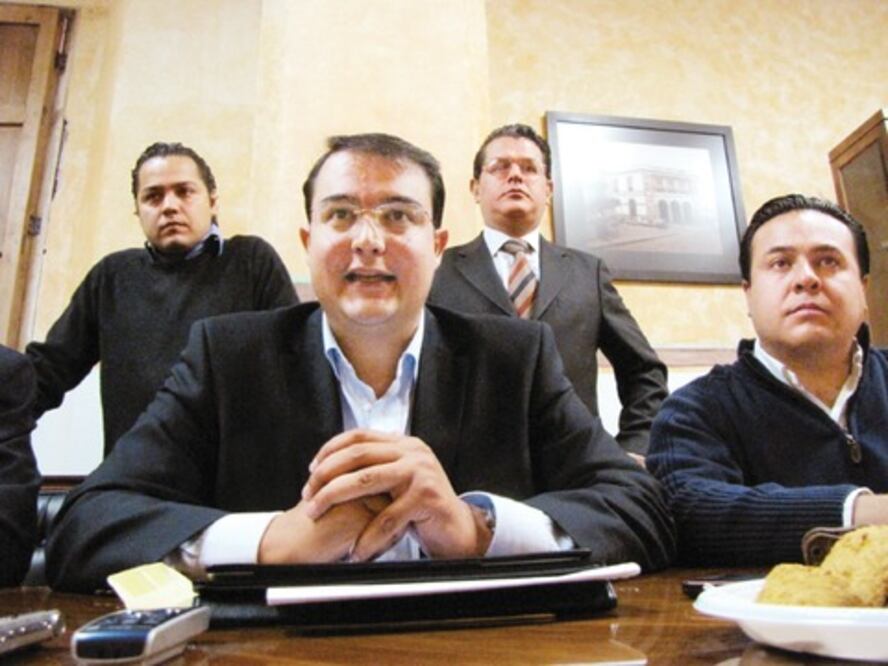 Deslindan a panistas de lavado de dinero