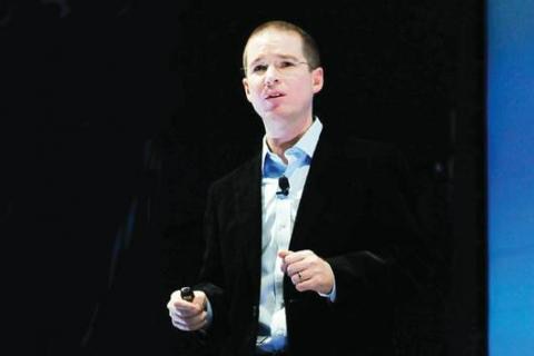 Vega no descartó a Anaya