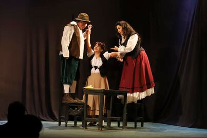 Cómicos festeja aniversario en streaming