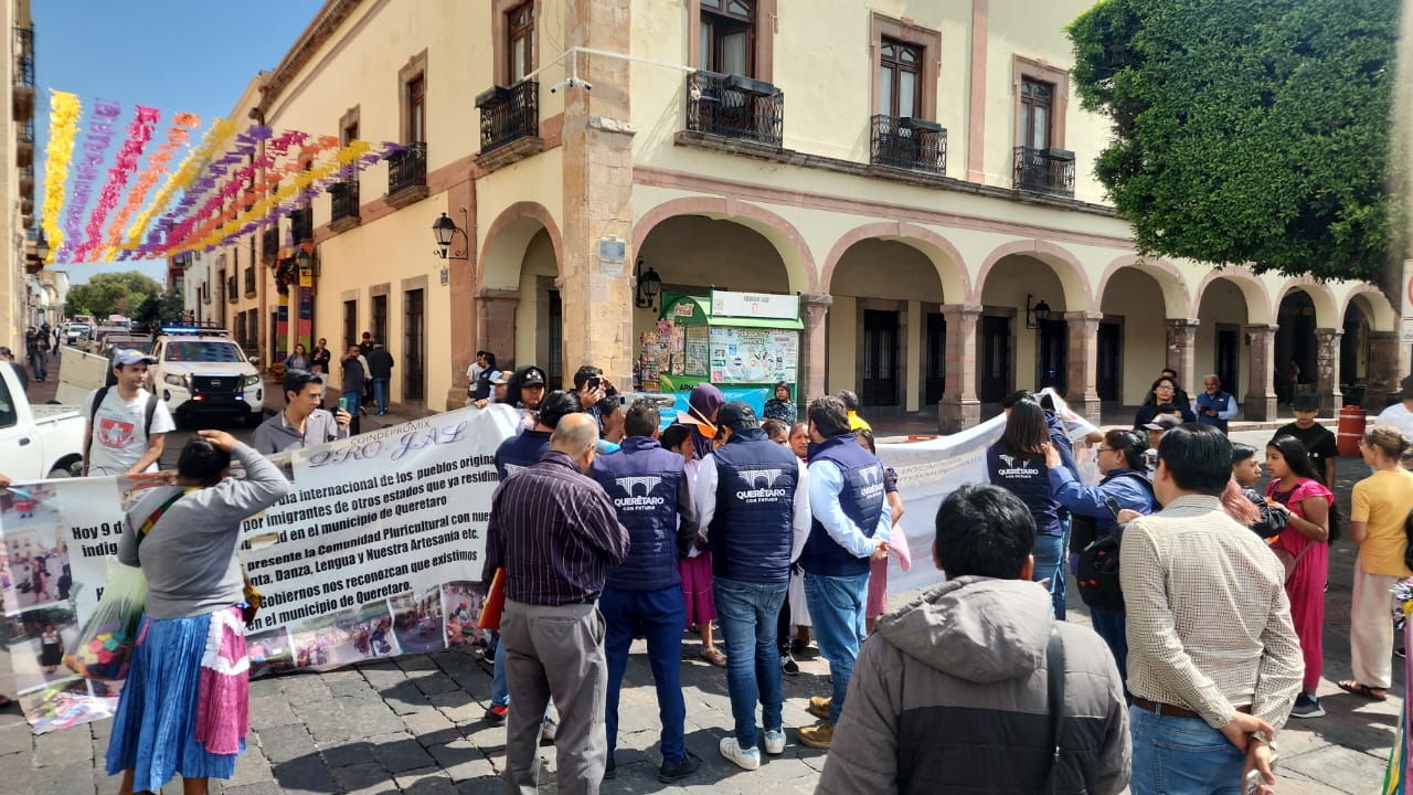 Cierre de comerciantes ambulantes provoca caos en 5 de Mayo; Municipio pide respetar acuerdos
