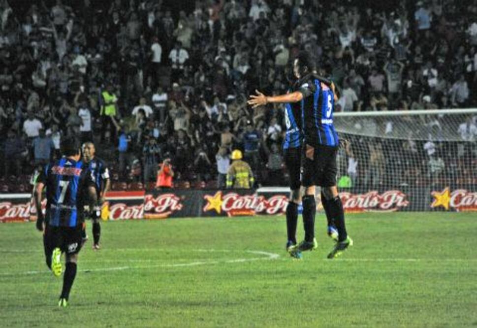 Gallos Blancos, a hacerse respetar