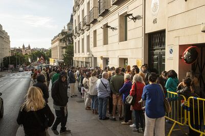 “Es importante votar, pese a estar lejos”, dicen mexicanos en Madrid