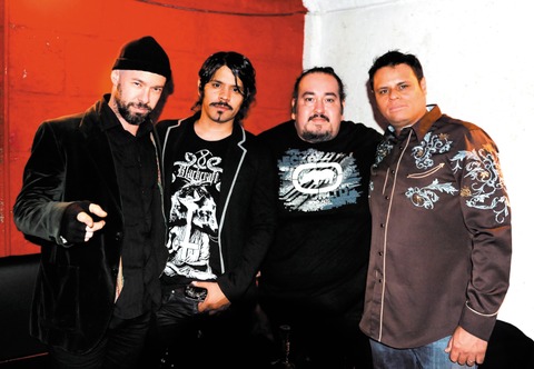 Regresa San Pascualito Rey con Valiente