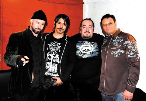 Regresa San Pascualito Rey con Valiente