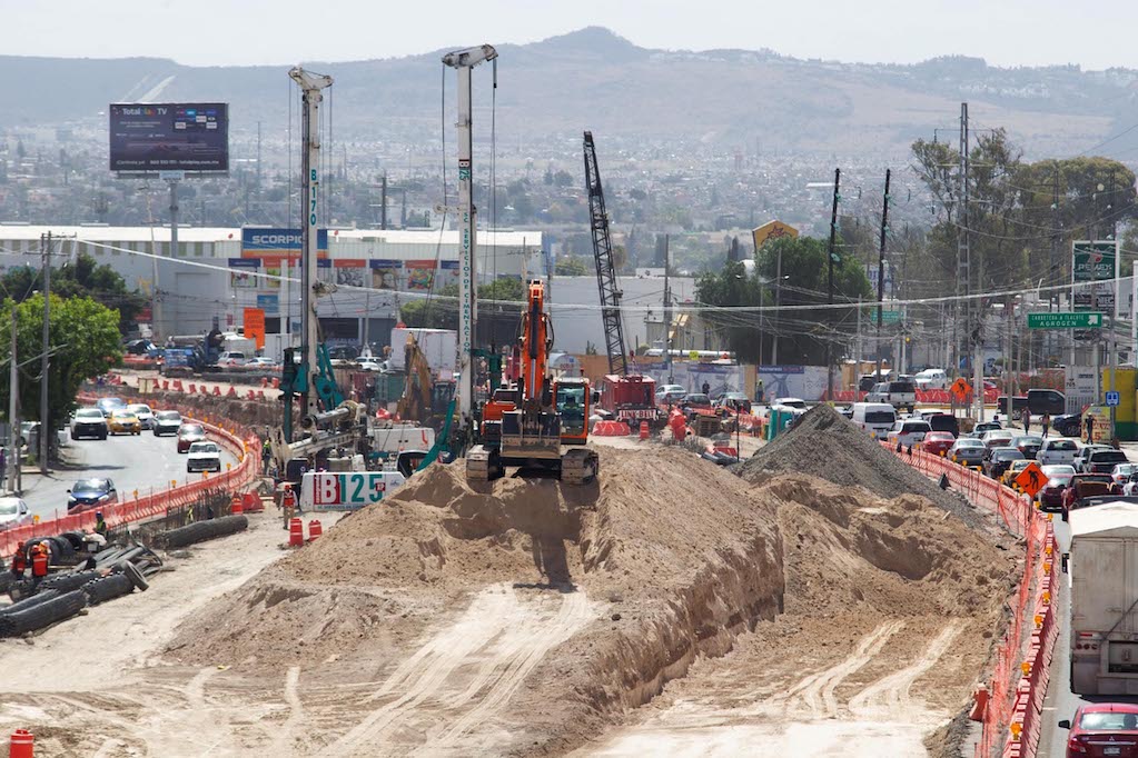 Más de 70 escuelas tomarán clases virtuales, debido a las obras en 5 de Febrero