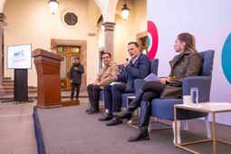 Presenta Kuri “Aquí Contigo, Todos a la Calle”