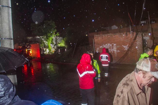 El director de Protección Civil de Tequisquiapan dijo que en los próximos días se determinará si hay viviendas que deban ser derrumbadas. (FOTOS: ARCHIVO EL UNIVERSAL)