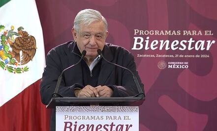 AMLO anuncia que su último libro saldrá en la primera quincena de febrero