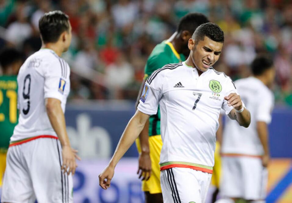 Orbelín Pineda realizó varias funciones durante el partido (JOSÉ MÉNDEZ. EFE)