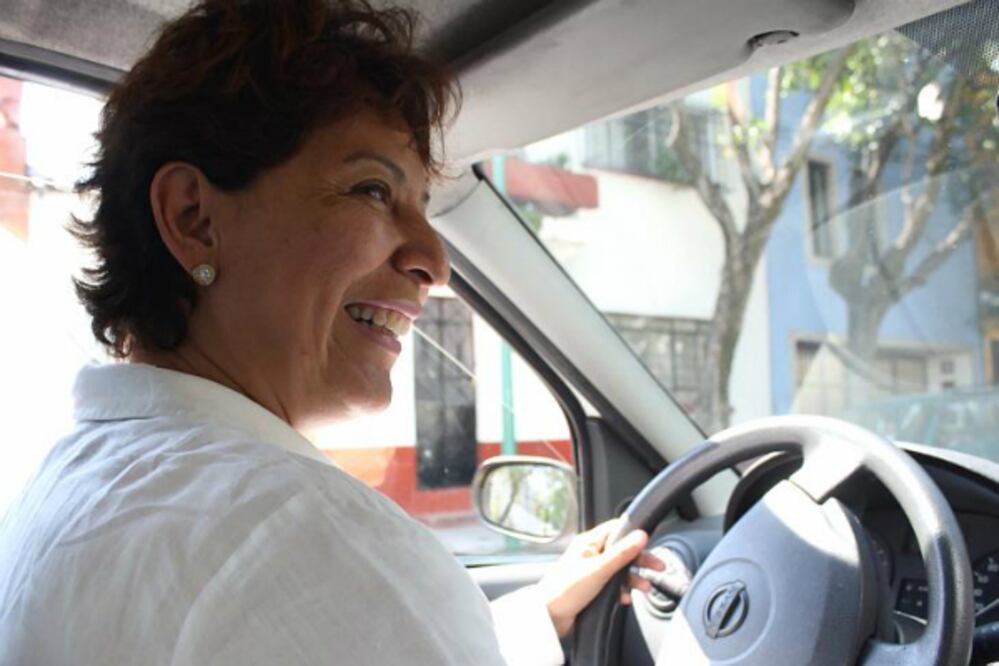 Operarán mujeres transporte público