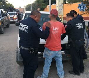 Detienen a seis sujetos por escandalizar en Navidad