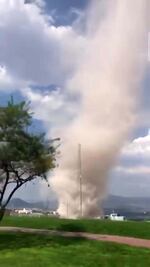 Meteoro de Zibatá fue torbellino, no tornado, aclara Protección Civil