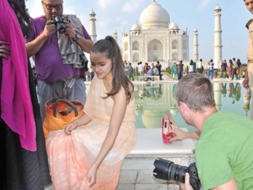 Miss Universo viola leyes