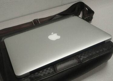 Policías municipales detienen a sujetos por robo