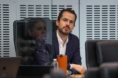 Bajo Reserva 04 de 2025