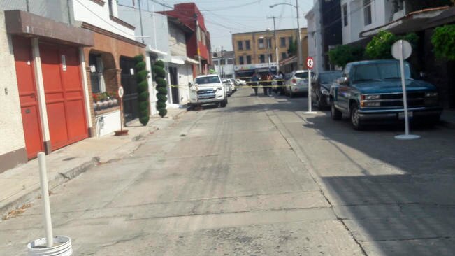 Los hechos ocurrieron la mañana de este viernes en las inmediaciones de la privada Orange, en el Centro Histórico de la capital. (ESPECIAL)