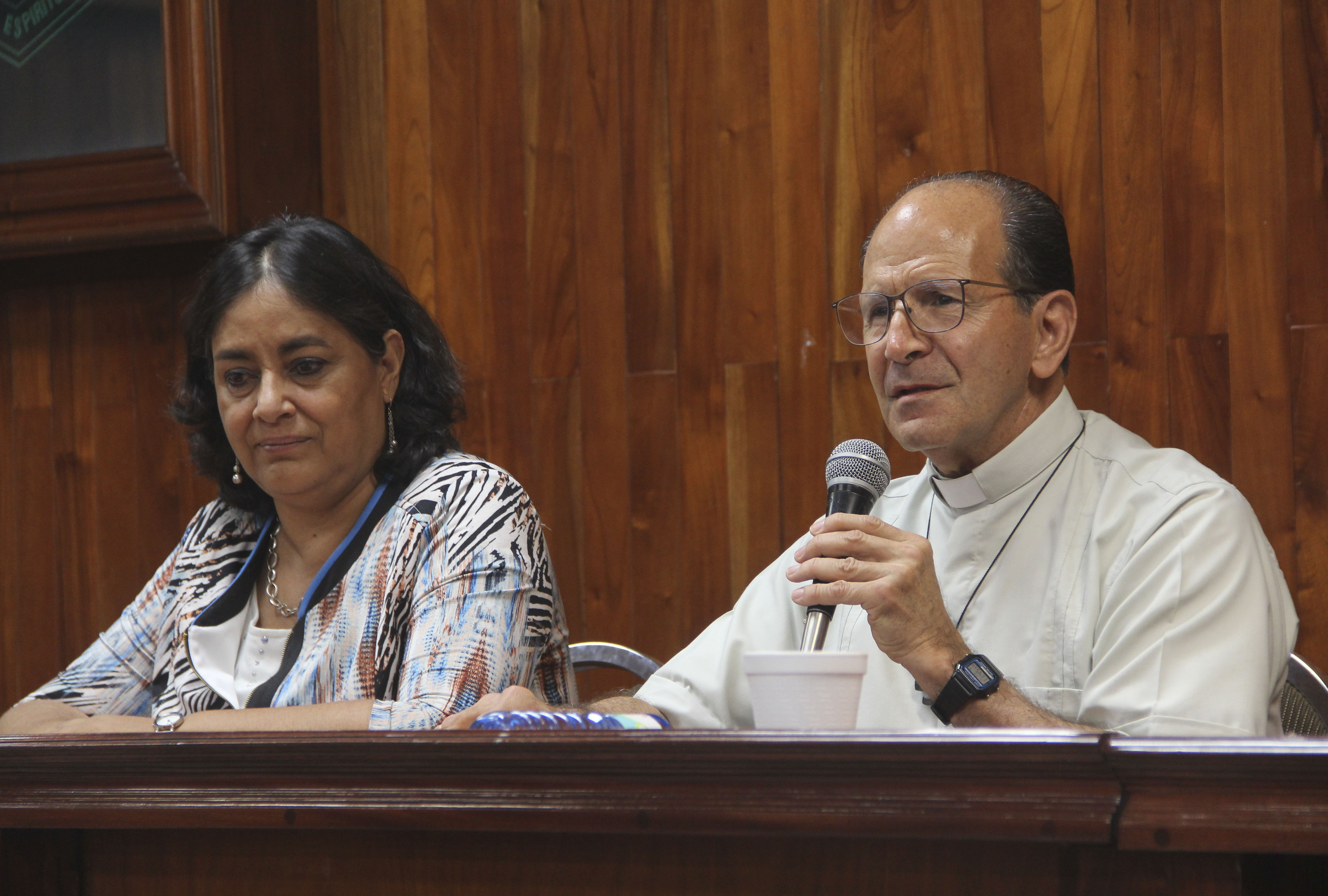 Denuncian activistas pro migrantes ser víctimas de agresión