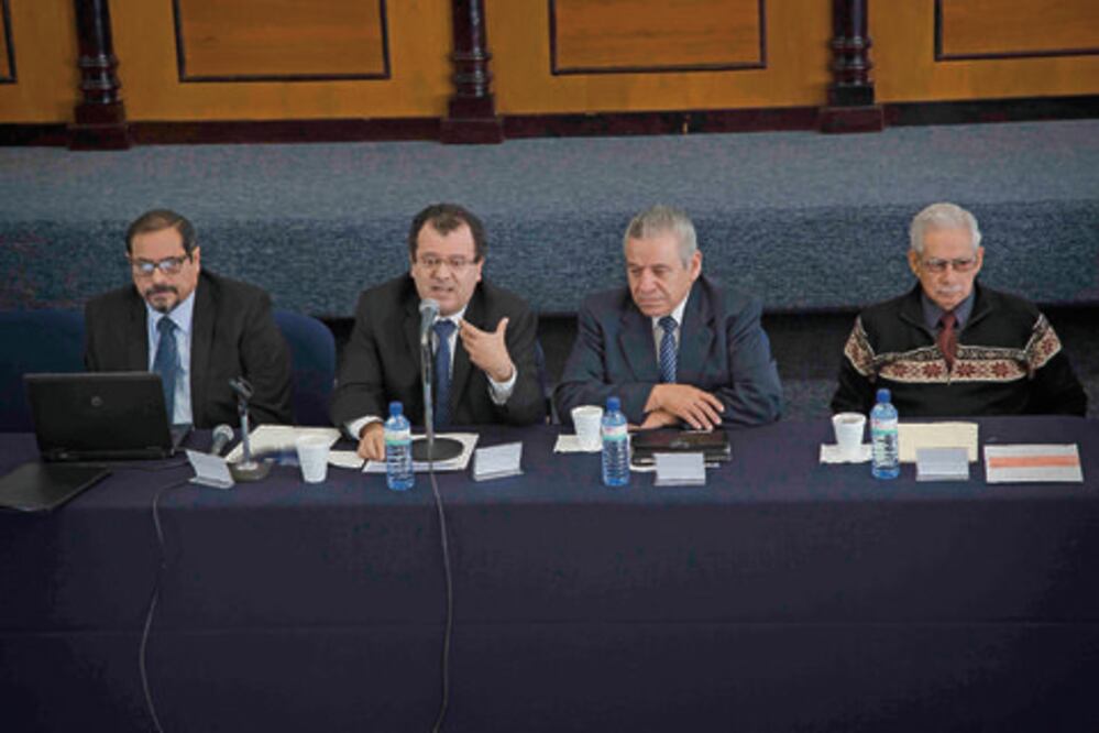 Dan a UAQ 8 mdp al trimestre por devolución de ISN: rector