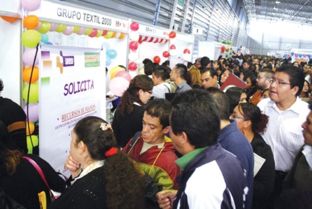 Crece demanda de empleo, advierten