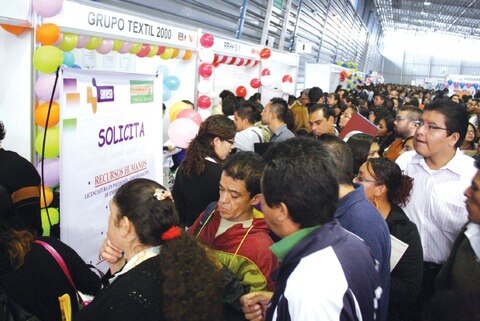 Crece demanda de empleo, advierten