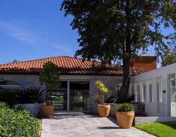 Prohiben la entrada de mujeres al bar del club campestre El Campanario Querétaro