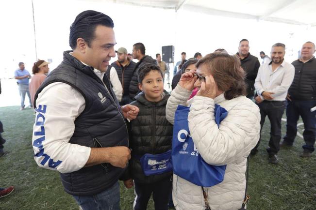 Llevan DIF a Tu Lado a Josefa Vergara