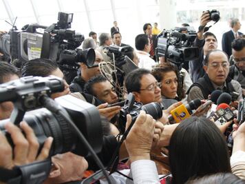 Preparan ley para periodistas