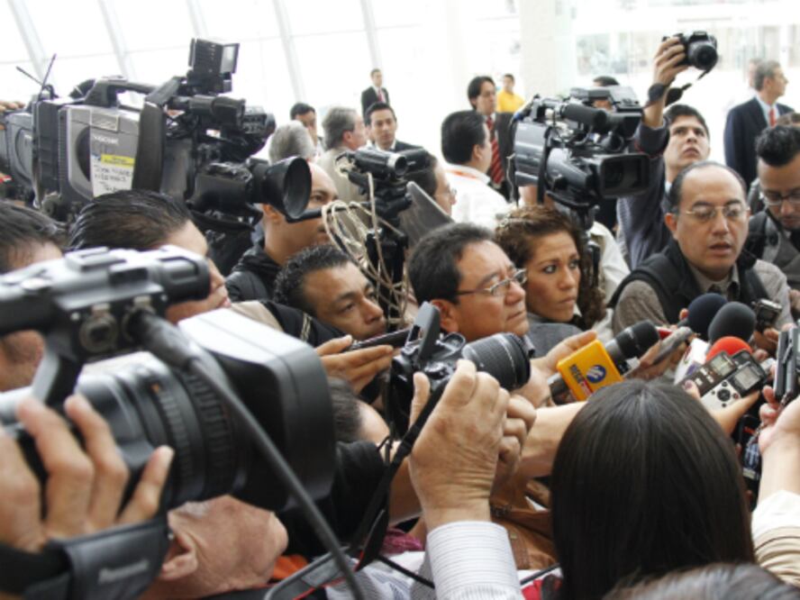Preparan ley para periodistas