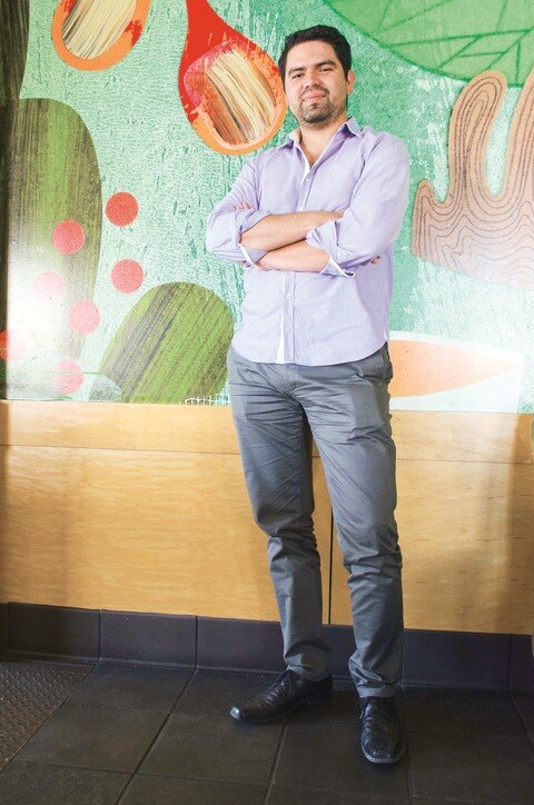 Héctor Muñoz  gana en Sony World 